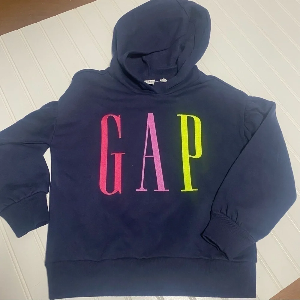 NWT GAP Kids Logo Fleece Hoodie Navy Blue Size Medium (8) Colorful